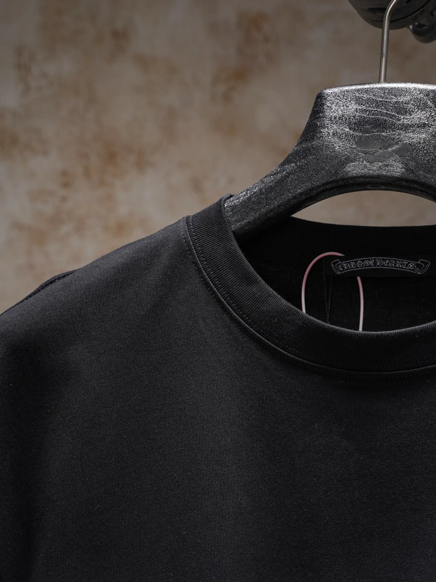 100 Chtome Hearta/ T g， ， 。 Same Style , 。 ， Series， 。 ! ， ， 。 ， ， ， ， ！ ， ，Breathable ， ， ， ， ！ ：Black、White Size：S-XL